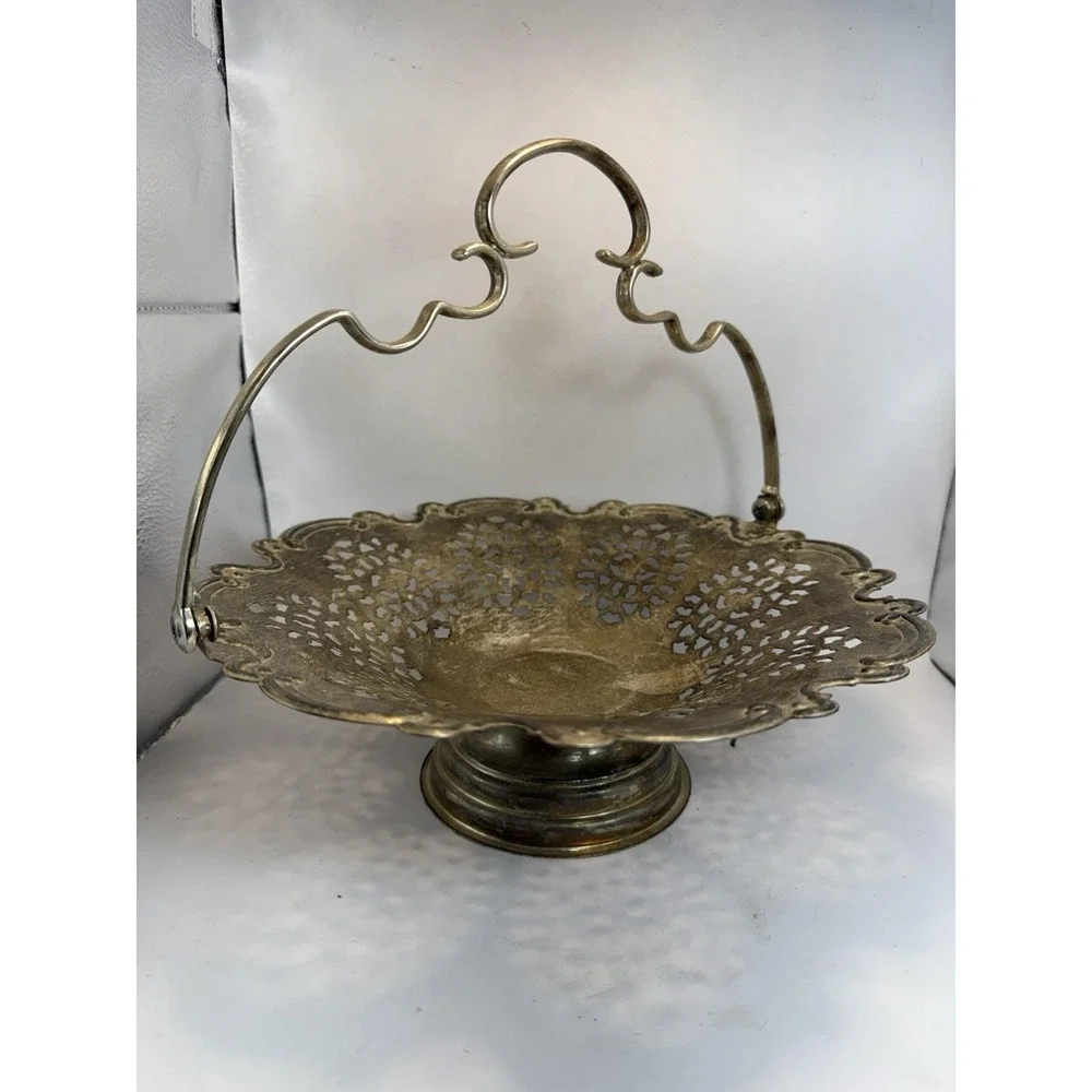 Vintage‎ Silver Plated Pedestal Basket w Handle Hong Kong Decorative